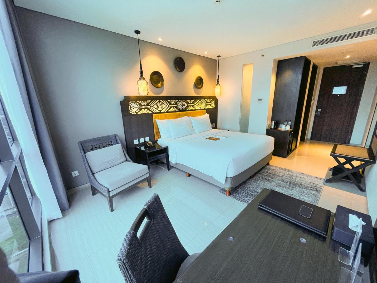 Lombok Astoria Hotel Mataram Kültér fotó