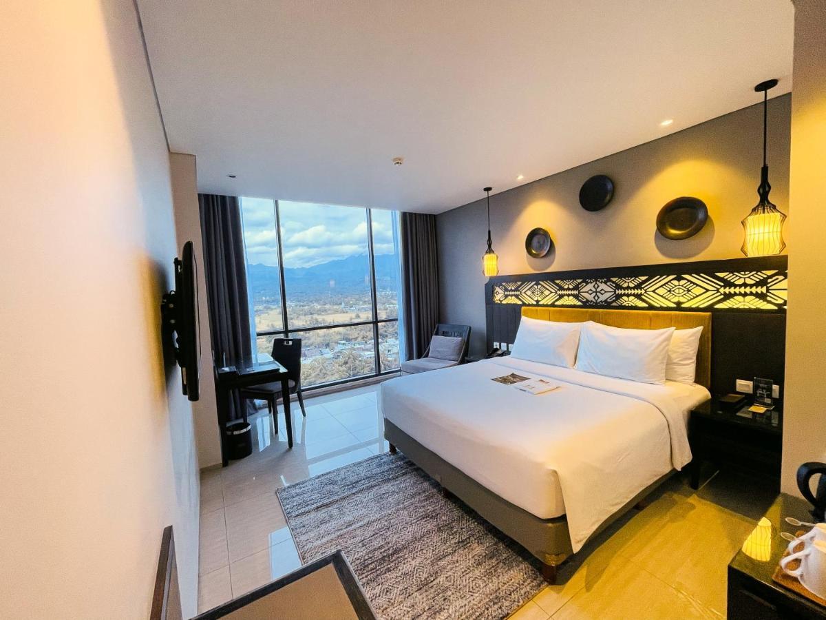 Lombok Astoria Hotel Mataram Kültér fotó