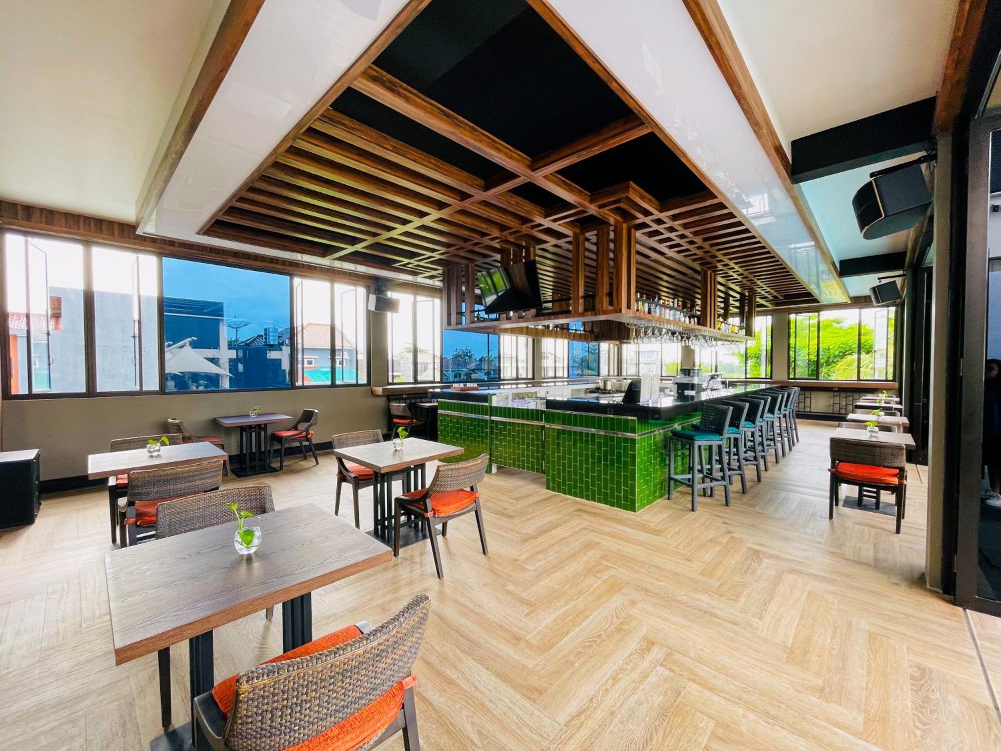 Lombok Astoria Hotel Mataram Kültér fotó