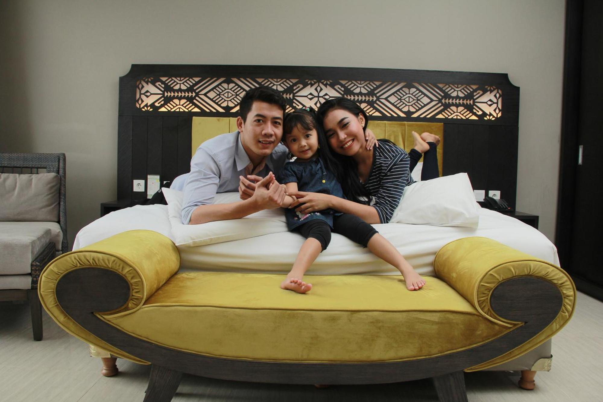 Lombok Astoria Hotel Mataram Szoba fotó