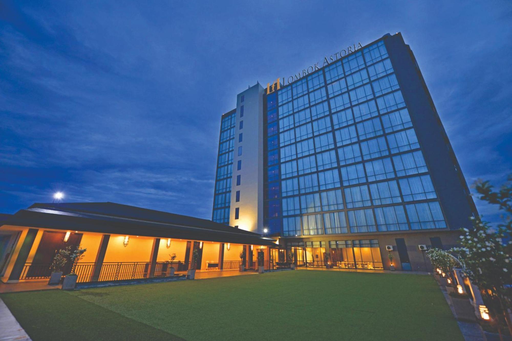 Lombok Astoria Hotel Mataram Kültér fotó