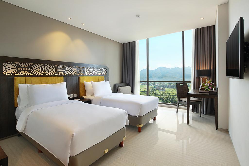 Lombok Astoria Hotel Mataram Szoba fotó