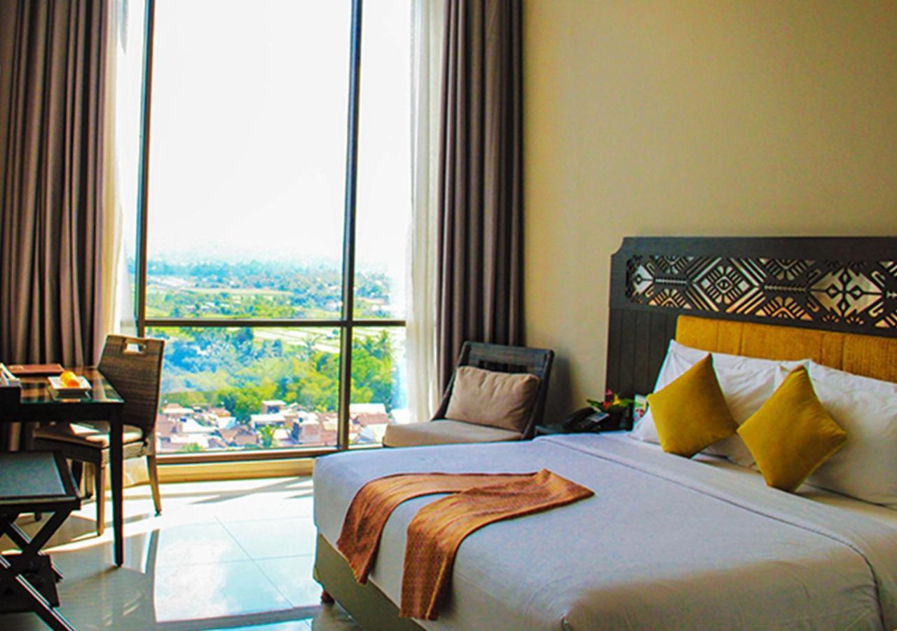Lombok Astoria Hotel Mataram Kültér fotó