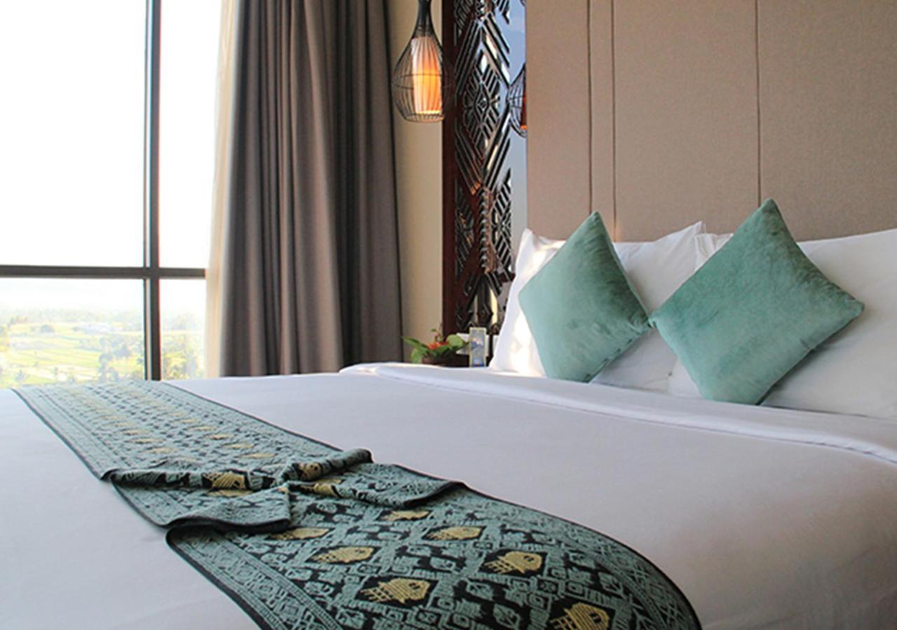 Lombok Astoria Hotel Mataram Kültér fotó